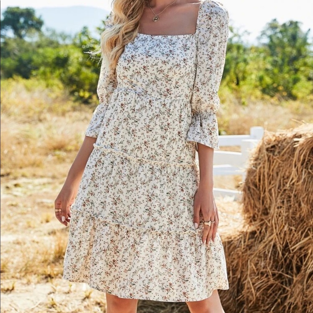Floral print ruffle hem dress - Picture 4 of 7